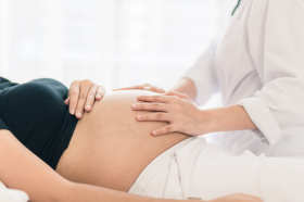 La atención prenatal es crucial para que nazcan bebés sanos con el menor riesgo para la madre.