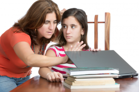 Adolescentes y comunidades peligrosas 'online'