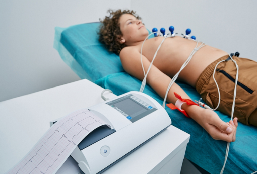 Como hacer un electrocardiograma