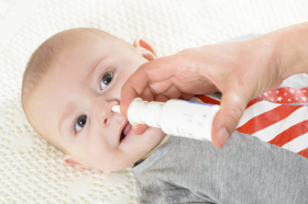 Lavados nasales bebés - Clínica Angular